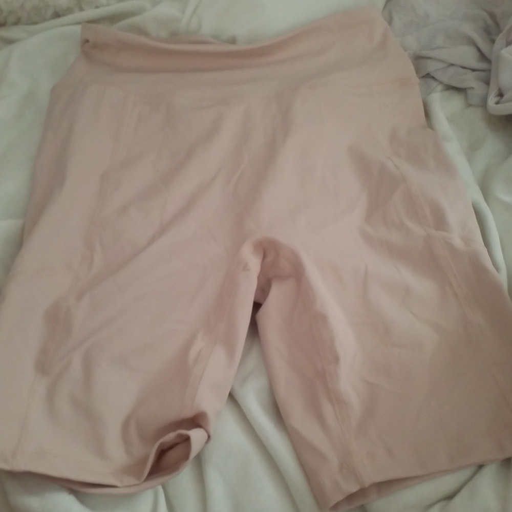 Pink High-Waisted Bike Shorts with Seamless Design